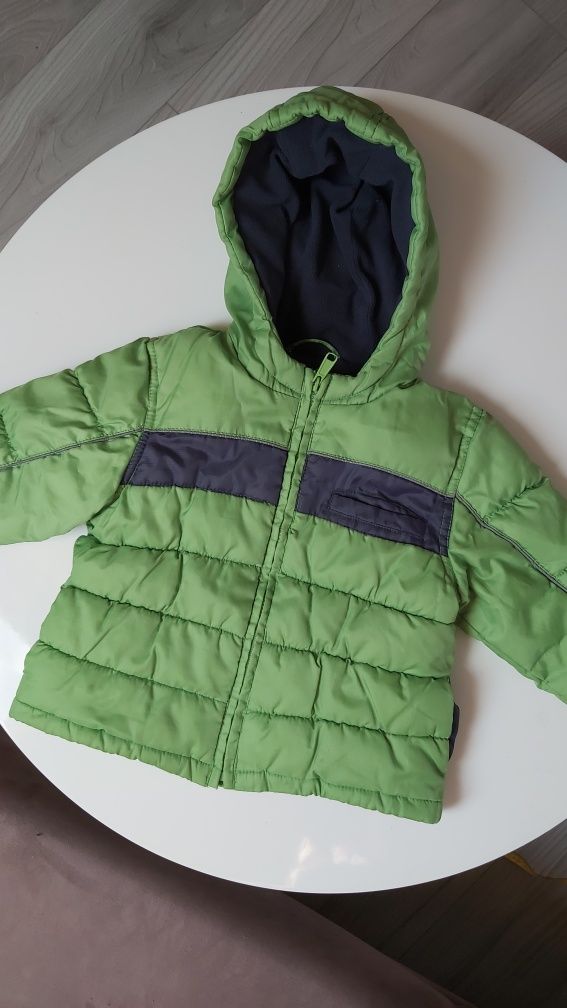 Zielona kurtka 98/104 chłodna jesień/ciepła zima dla chłopca