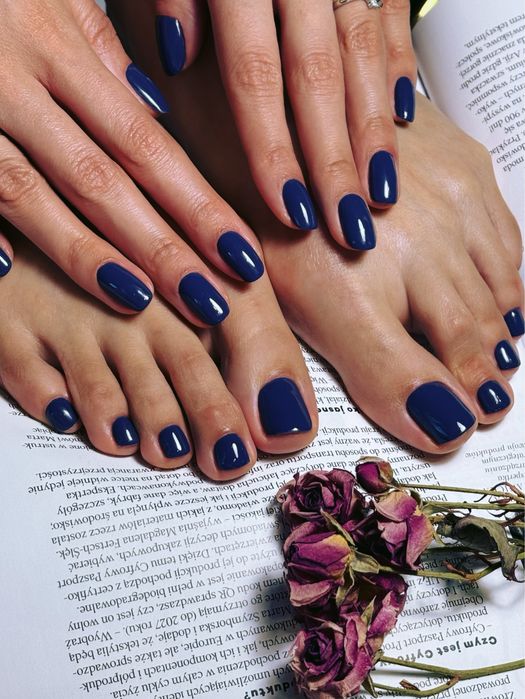 Manicure i Pedicure, Masaż rąk i stóp