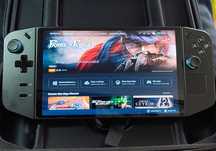 Портативна консоль Lenovo legion go 8apu1 1Tb