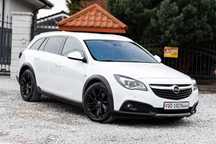 Opel Insignia 2,0 Turbo 4x4 Xenon Nawigacja Kamera Cofania Podgrzewane Fotele