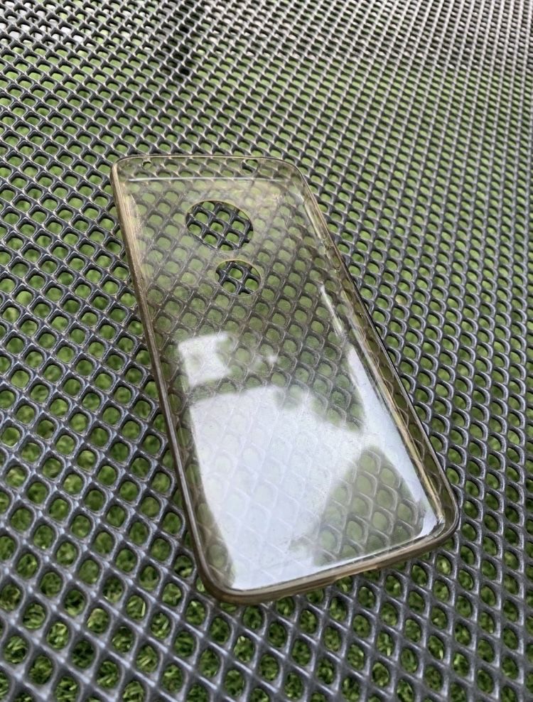 Case Etui silikonowe Motorola E5 oddam za darmo