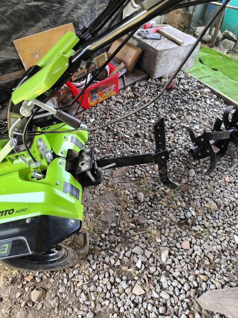 Moto fresadora Vito