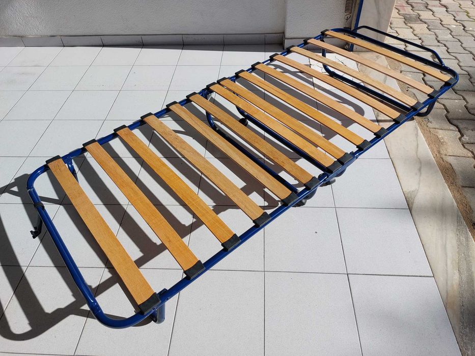 Cama dobrável IKEA SANDVIKA solteiro 190 cm x 80 cm - pouco uso