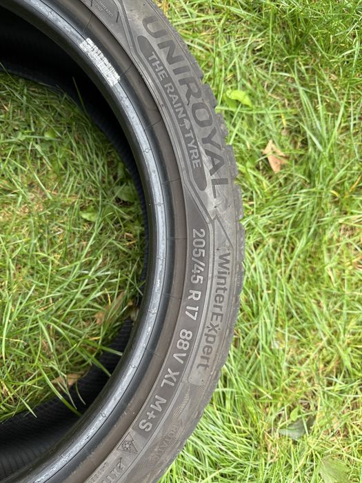 Opony zimowe Uniroyal WinterExpert 205/45R17 88V XL / komplet 4 sztuki