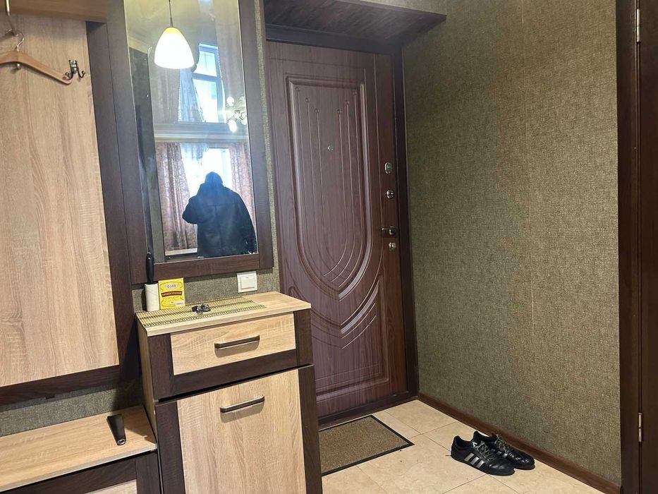 Квартира з АГВ у цегляному будинку. Можна під програми.