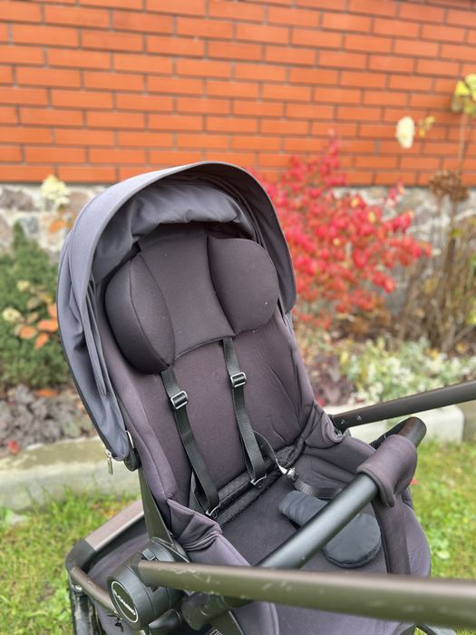 Коляска прогулянкова з реверсивним блоком ME 1128 AVENUE