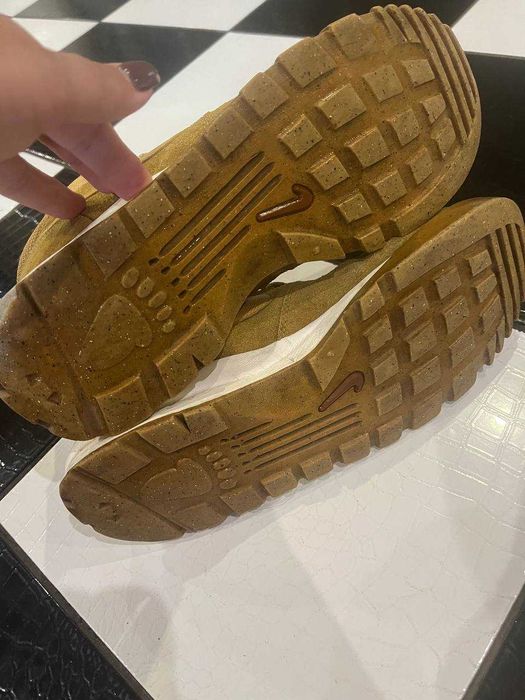 Зимові кросівки nike hoodlend Suede оригінал