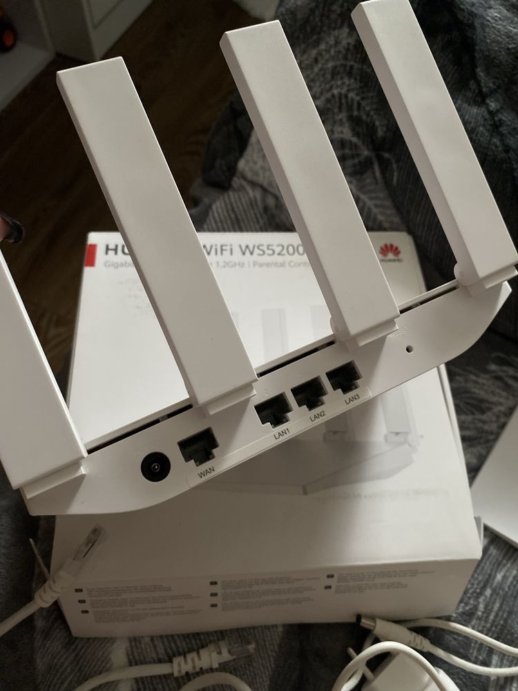 Маршрутизатор Huawei WS5200