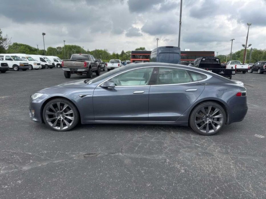 Tesla Model S 100D      2019