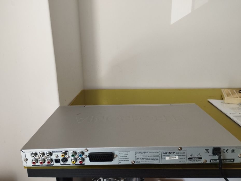 DVD eletrónica como novo