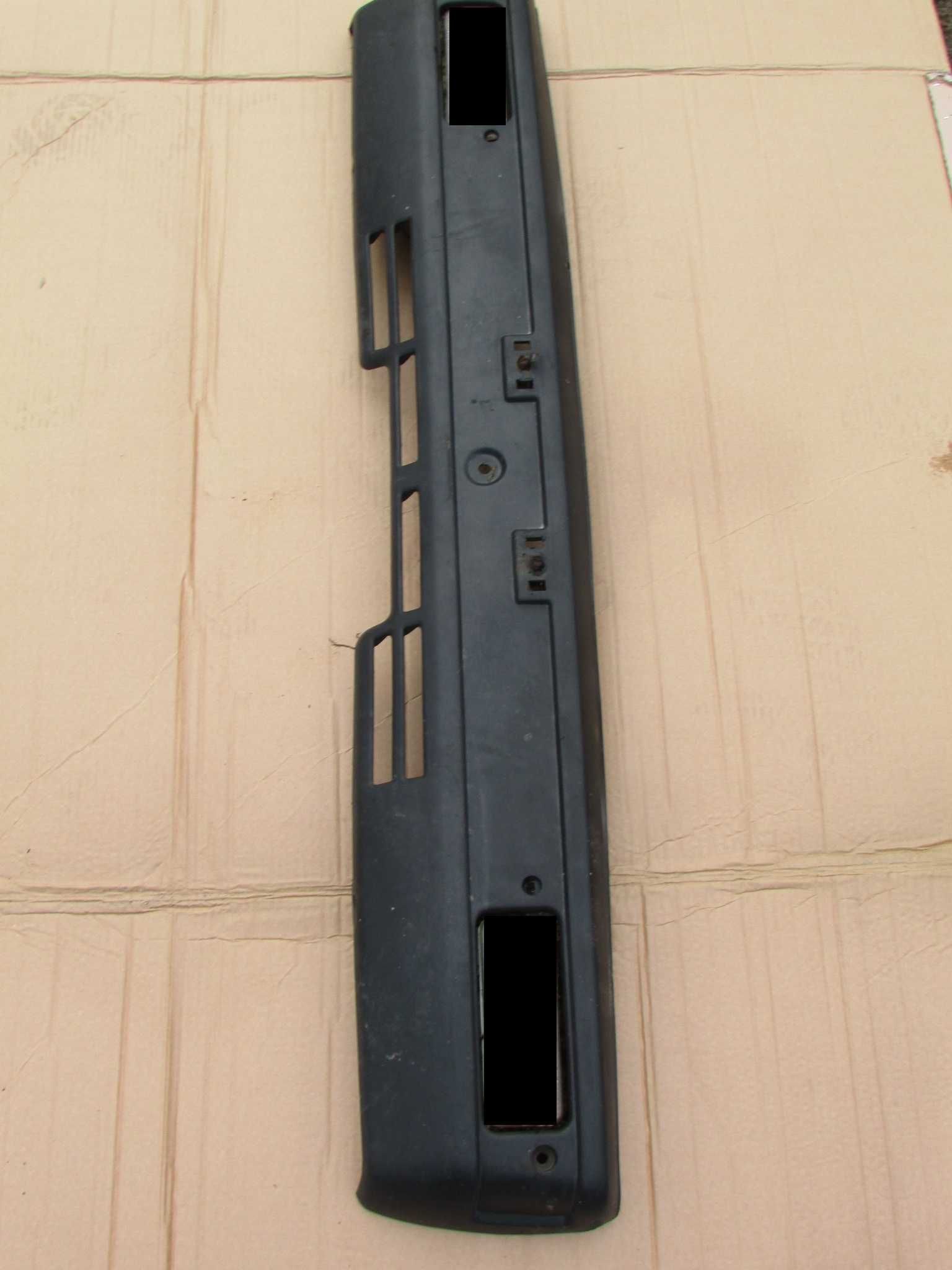 suzuki carry 89r zderzak przod oslona lampy ramka