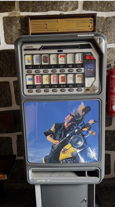 Maquina tabaco AZKOYEN Serie N