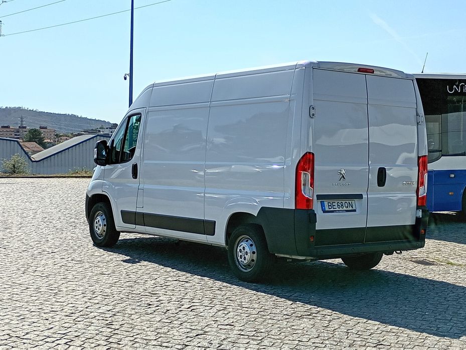 Peugeot Boxer 333 L2H2 2.2 BlueHDi