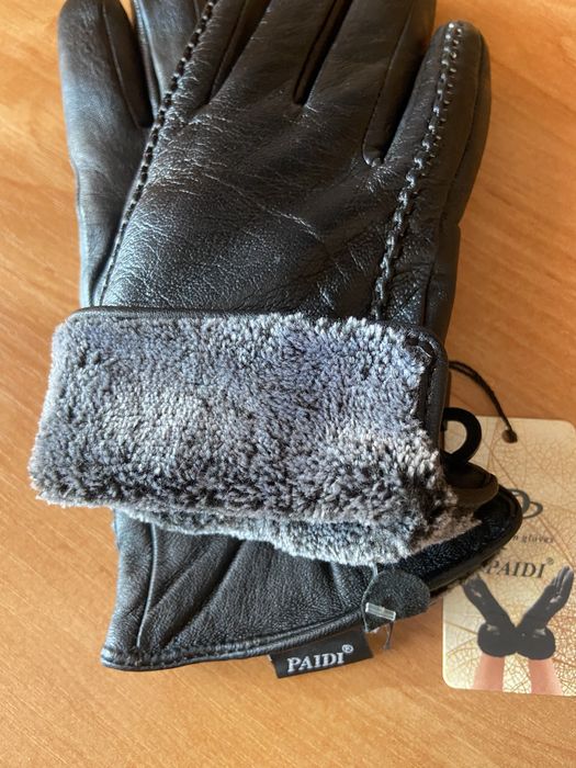 Перчатки женские кожа