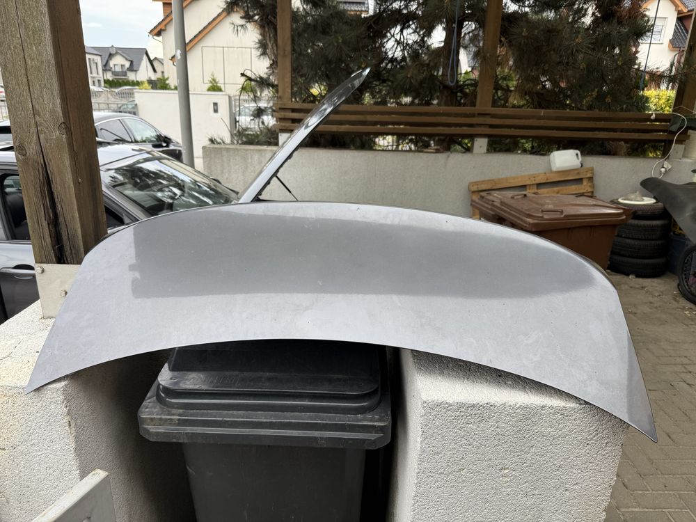 BMW E90 klapa Sparkling Graphite Metalic