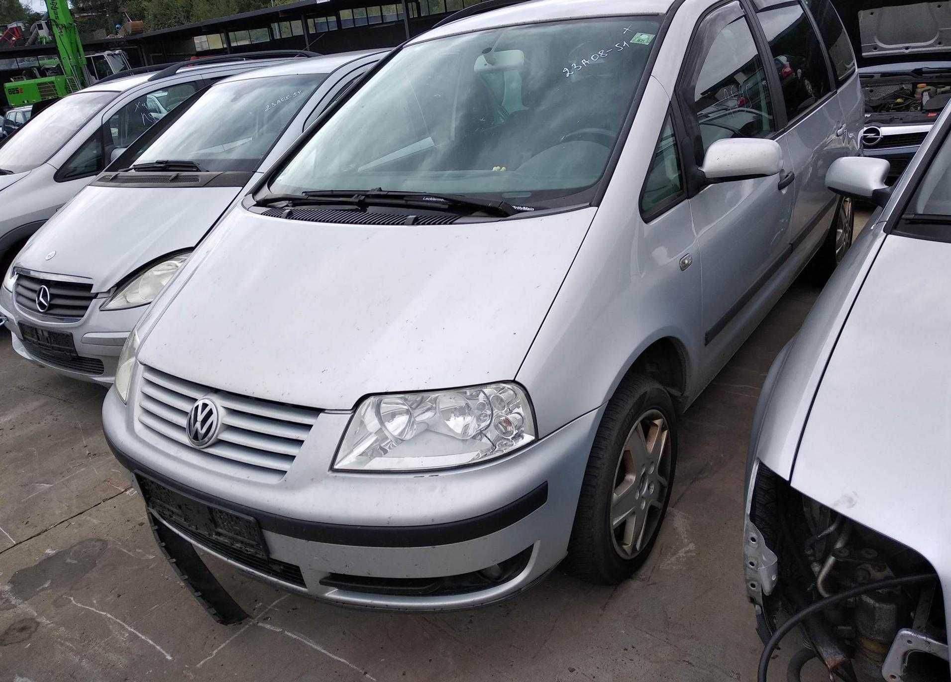 Капот з розборки Volkswagen Sharan / Шаран