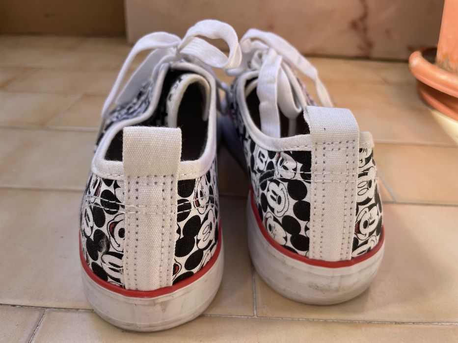 Sapatilhas Primark Disney