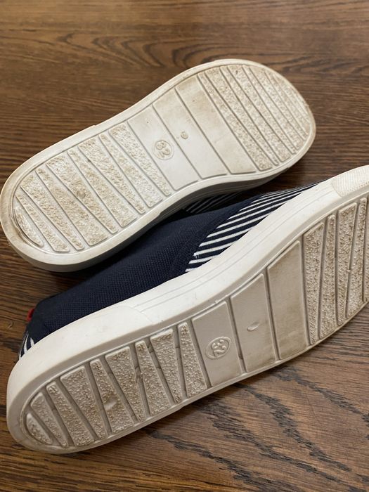 Дитячі мокасіни.