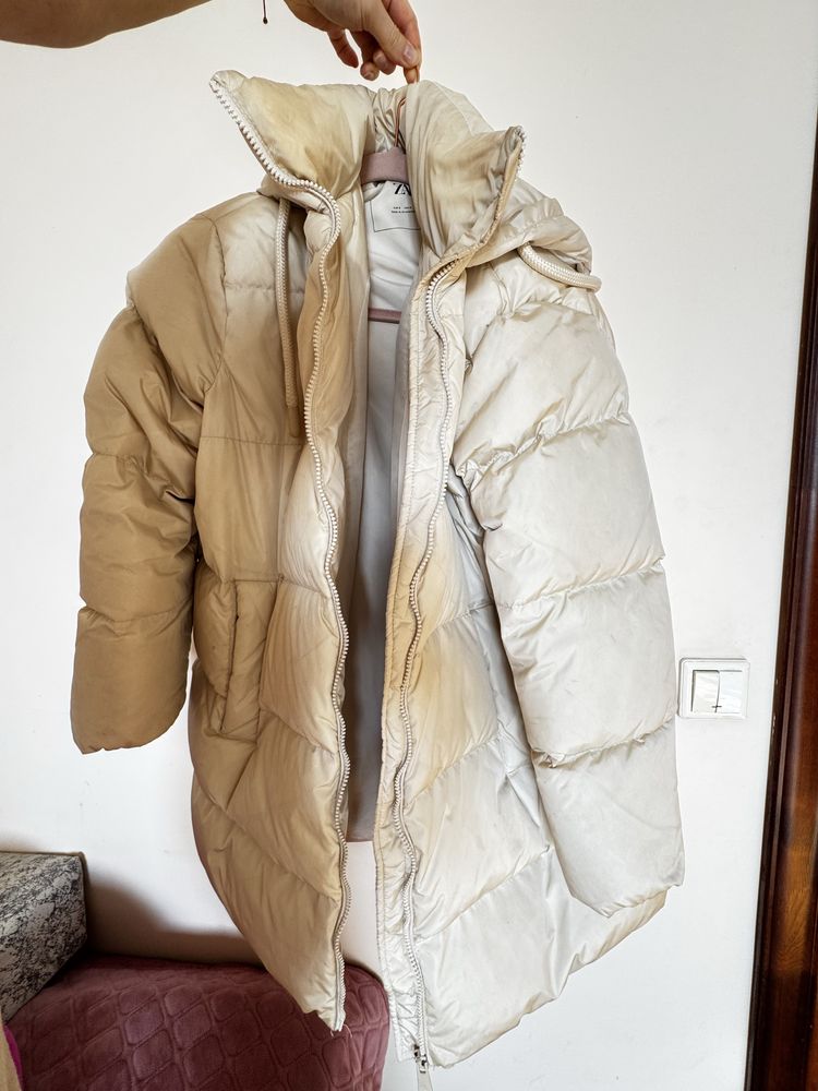Пуховик бежевий oversize Zara