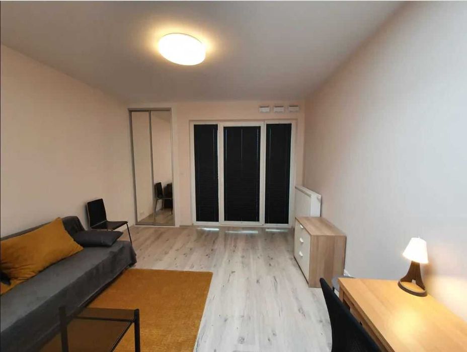 Kawalerka 25m Al. Racławickie 28A