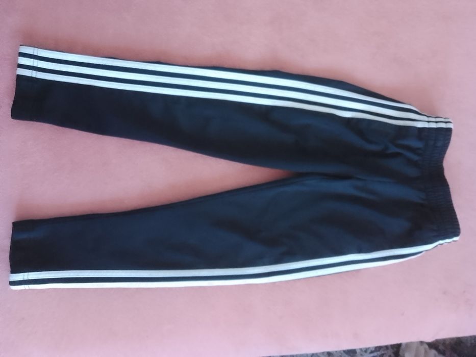 Spodnie dresowe Adidas r. 128