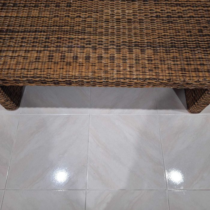 Mesa de sala em ótimo estado