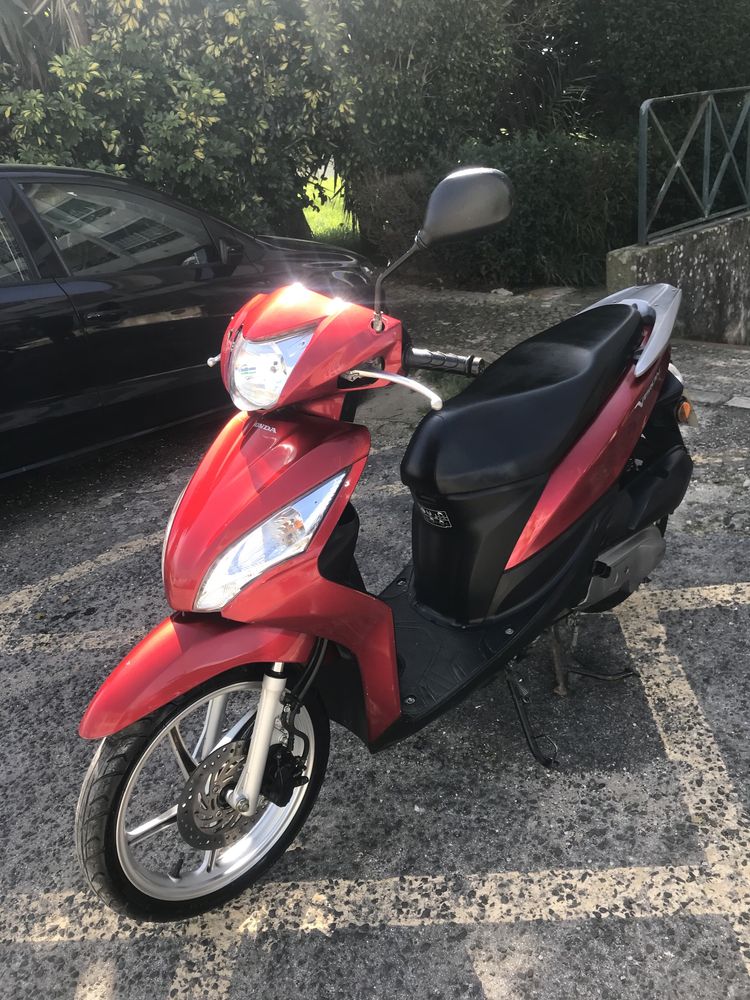 Honda Vision 50c