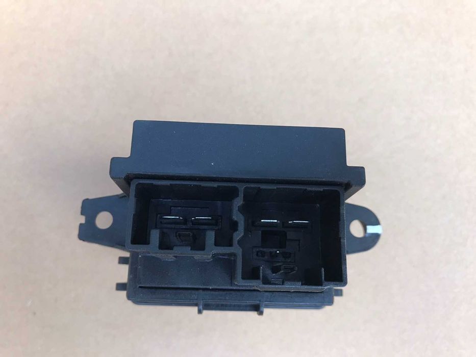 Резистор печки сопротивления Opel Astra J Insignia Meriva Mokka Zafira