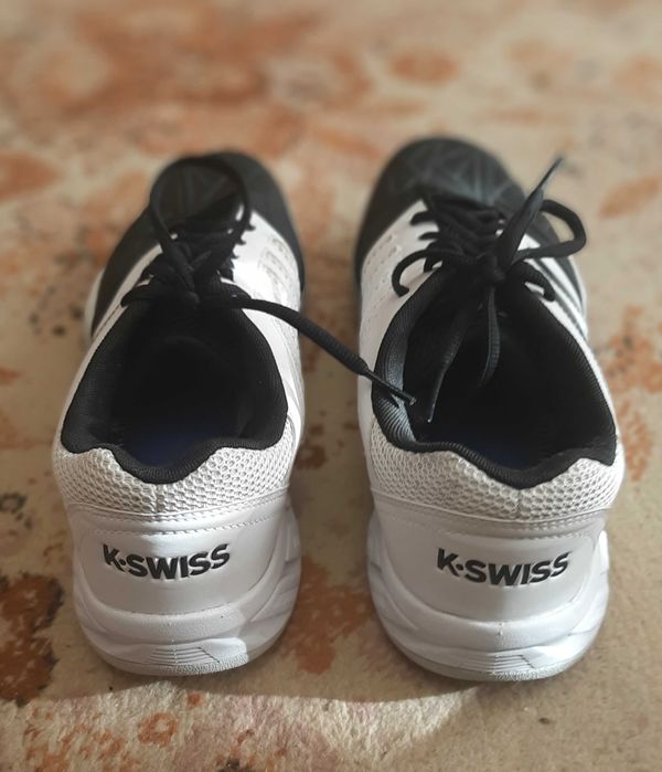 Чоловічі тенісні кросівки k swiss Big-Shot Light. Придбані в Німеччені