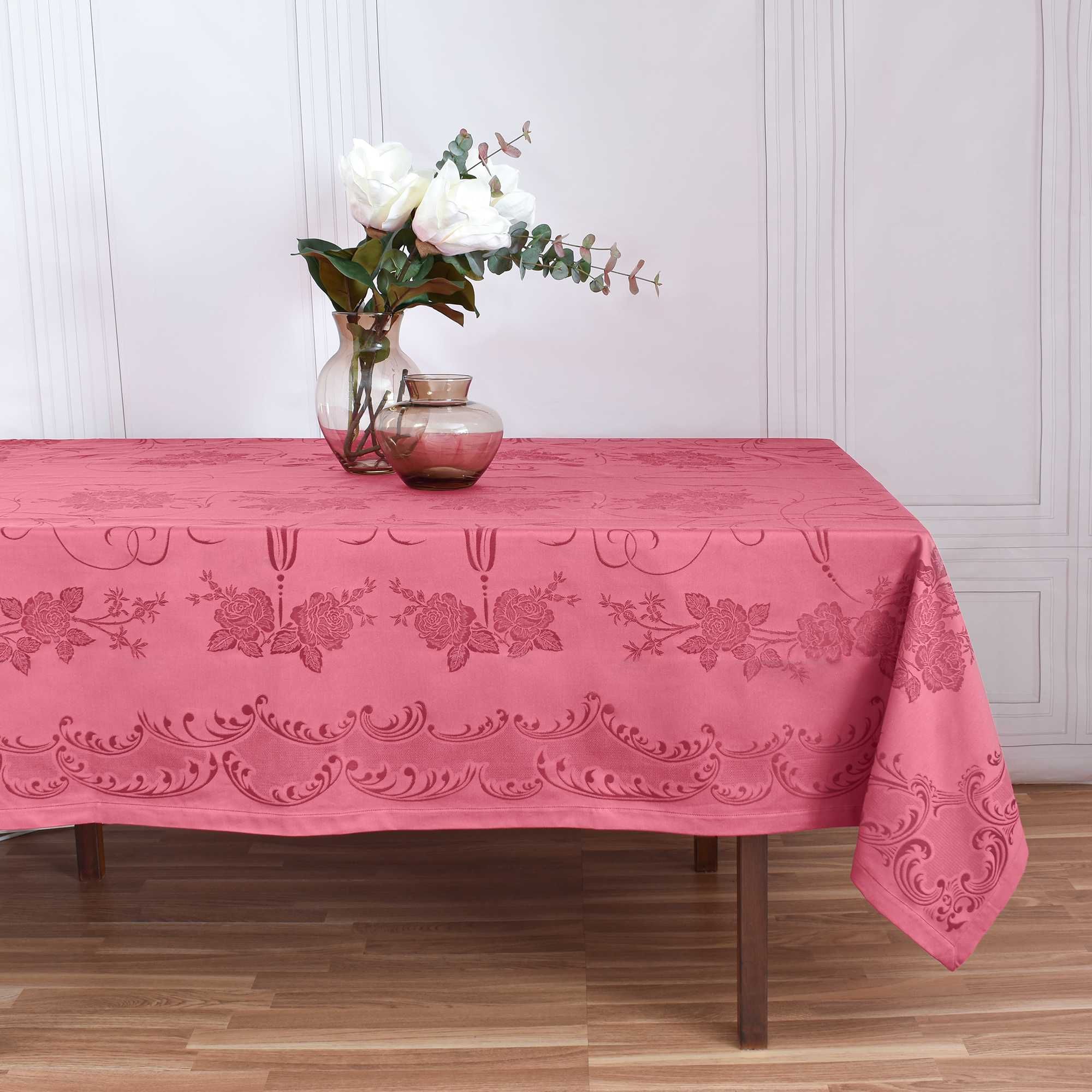 Retangular 250,  toalha de mesa em bordeus com rosas. Jacquard