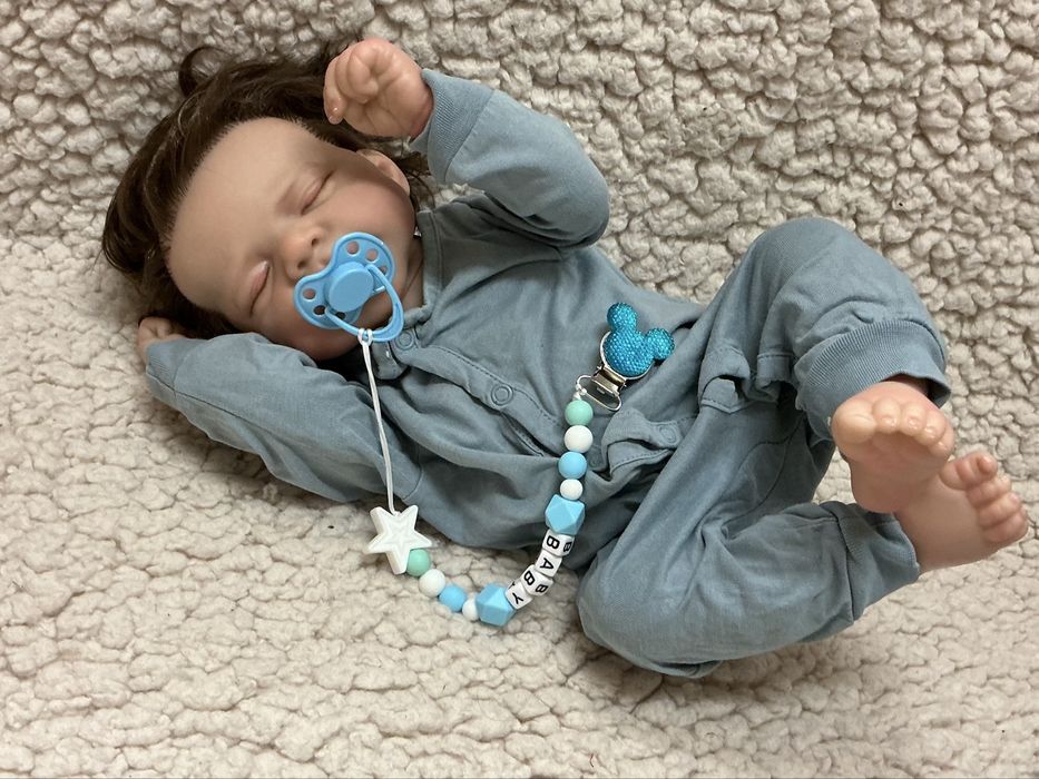 Lalka typu reborn chłopiec z wyprawką