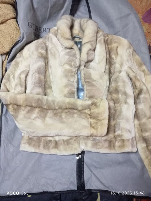 Полушубок,в идеальном состоянии