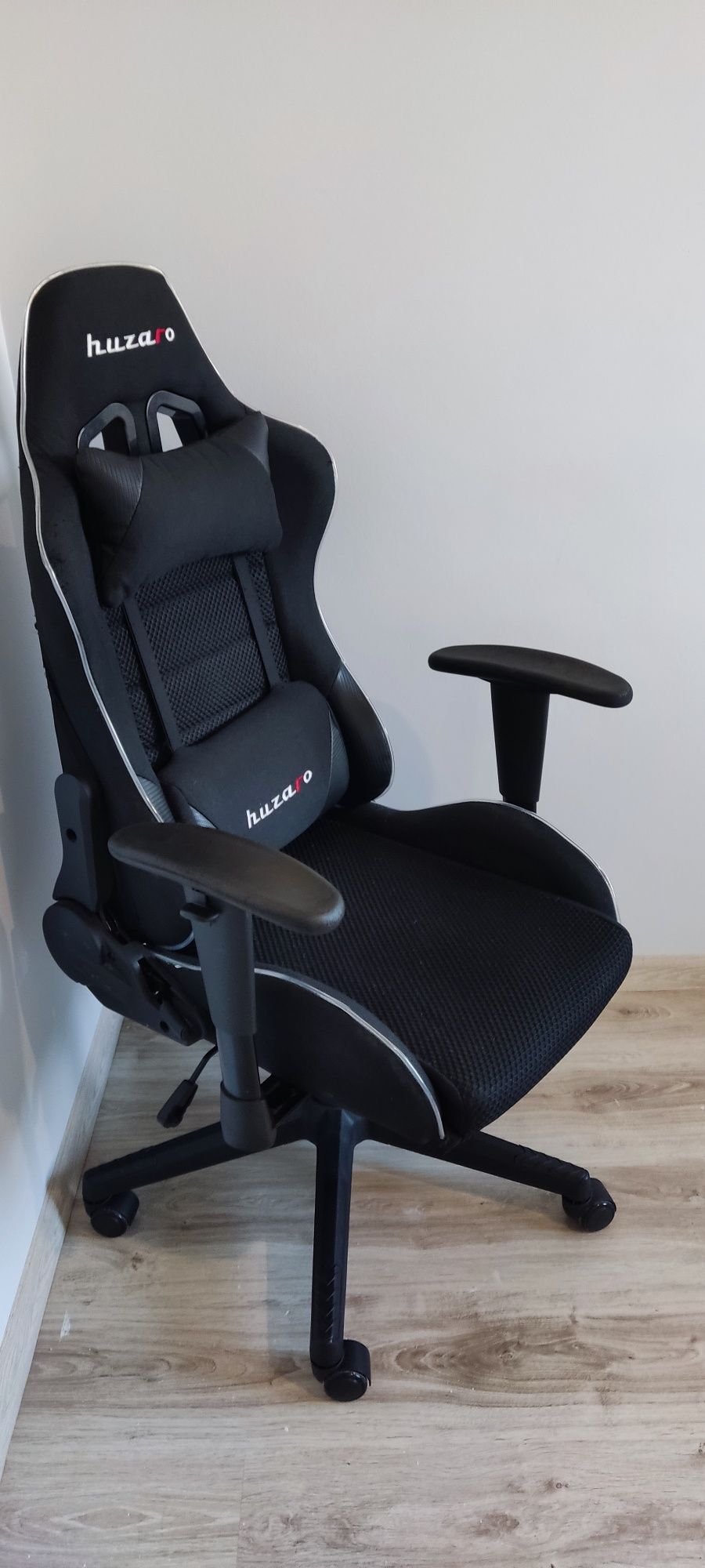 Fotel Gamingowy  HUZARO RANGER 6.0 RGB
