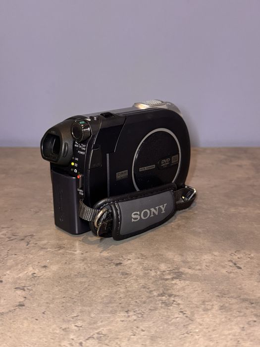 Відеокамера Sony Handycam