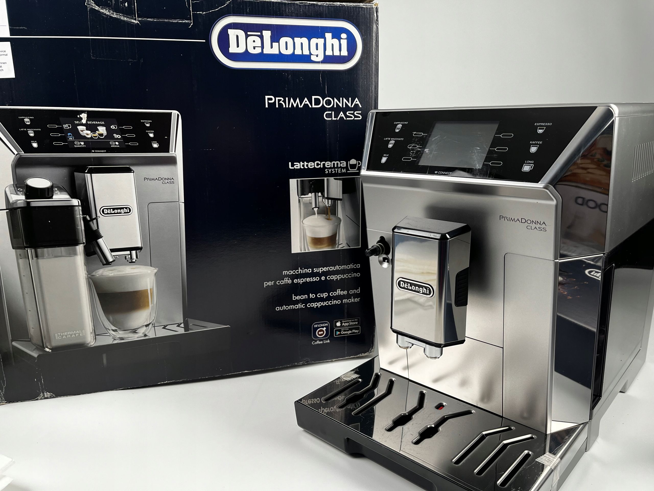 Automatyczny ekspres ciśnieniowy De'Longhi ECAM 556.75.MS 1450 W