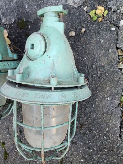 Вологозахищені світильники