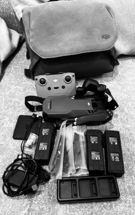 Продам Мавик 3 Mavic 3 комплект Fly More Combo