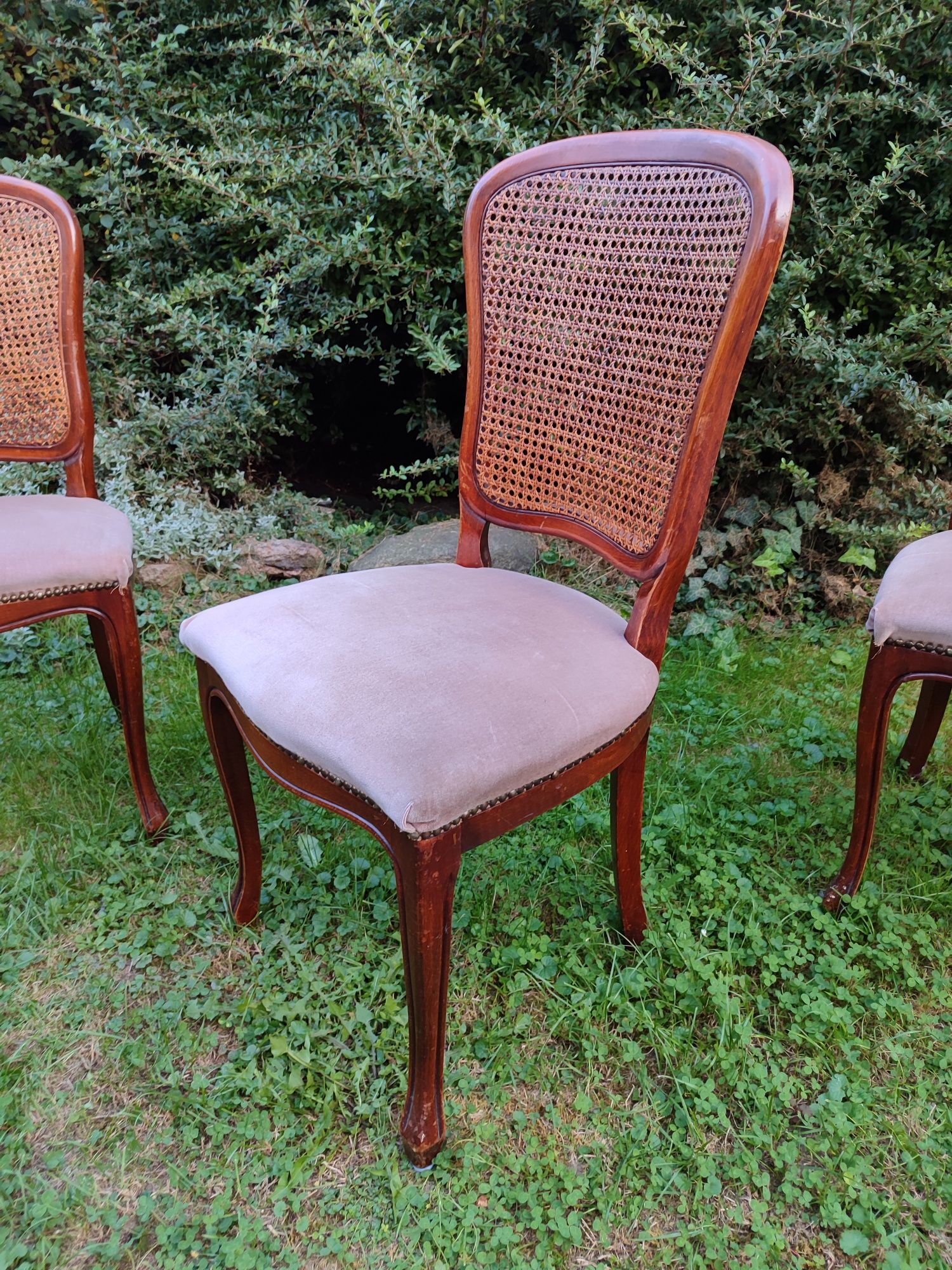 4 krzesła stylowe do salonu krzesło