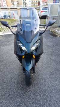 Yamaha TMax 560 Tech Max