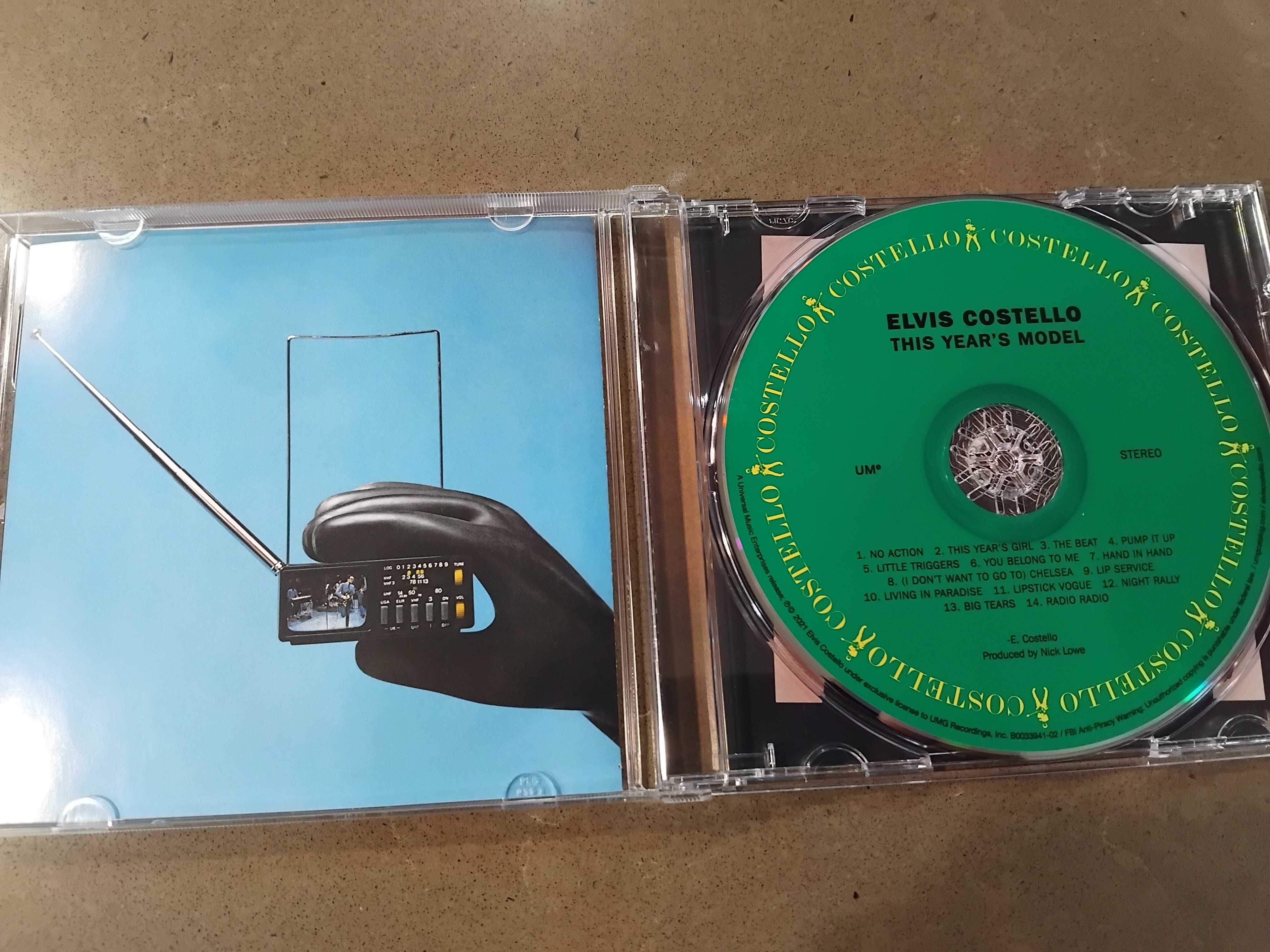 Elvis Costello cd novo