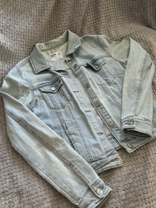 Джинсова куртка Bershka