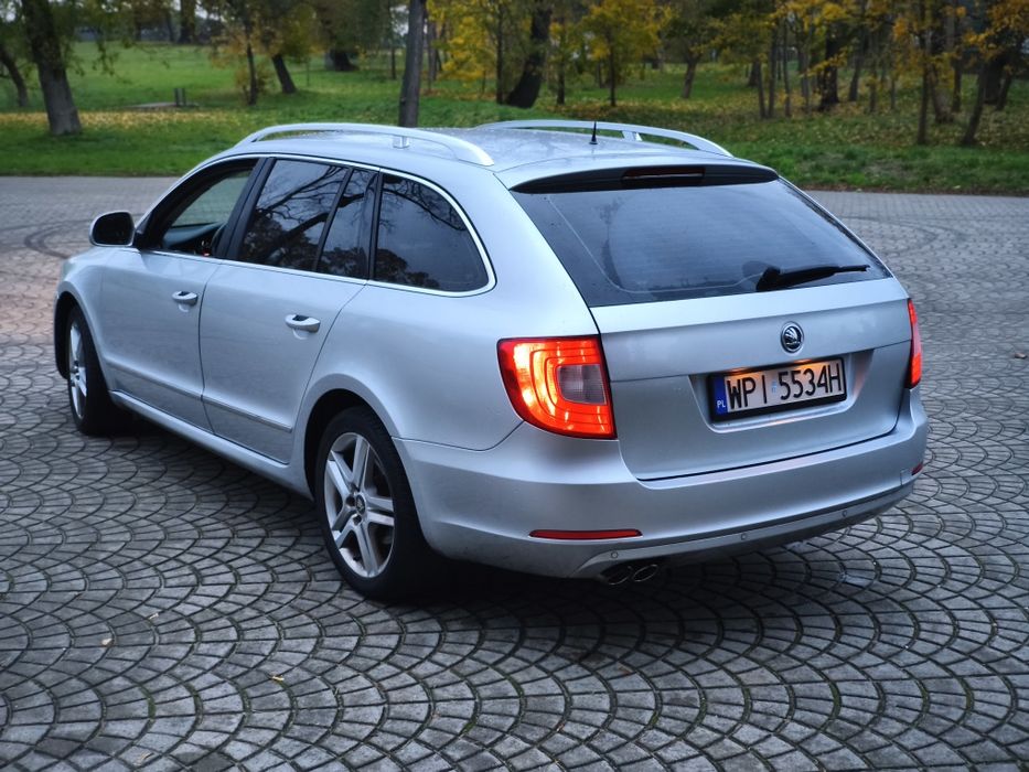Skoda superb/2011 rok/2.0 TDI/DSG