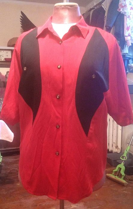 отдам женские блузы размер 50+