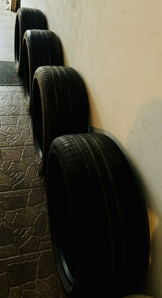 Продам комплект літніх шин Bridgestone Turanza T005 245/45 R19 102Y XL