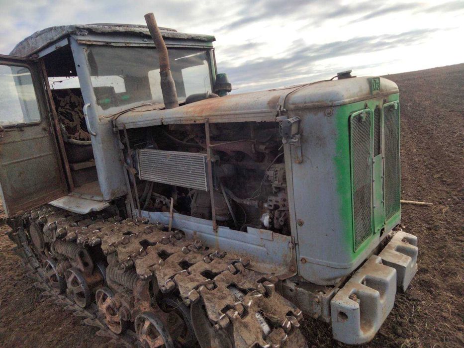 Продам трактор ХТЗ з обладнанням