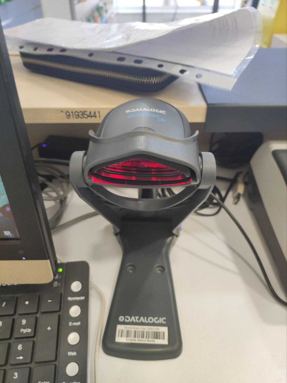 Ручний сканер штрих-коду Datalogic QuickScan Lite QW2100