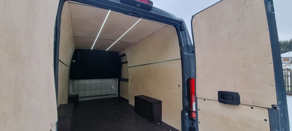 Zabudowa bus w sklejkę Man Mercedes Master Sprinter