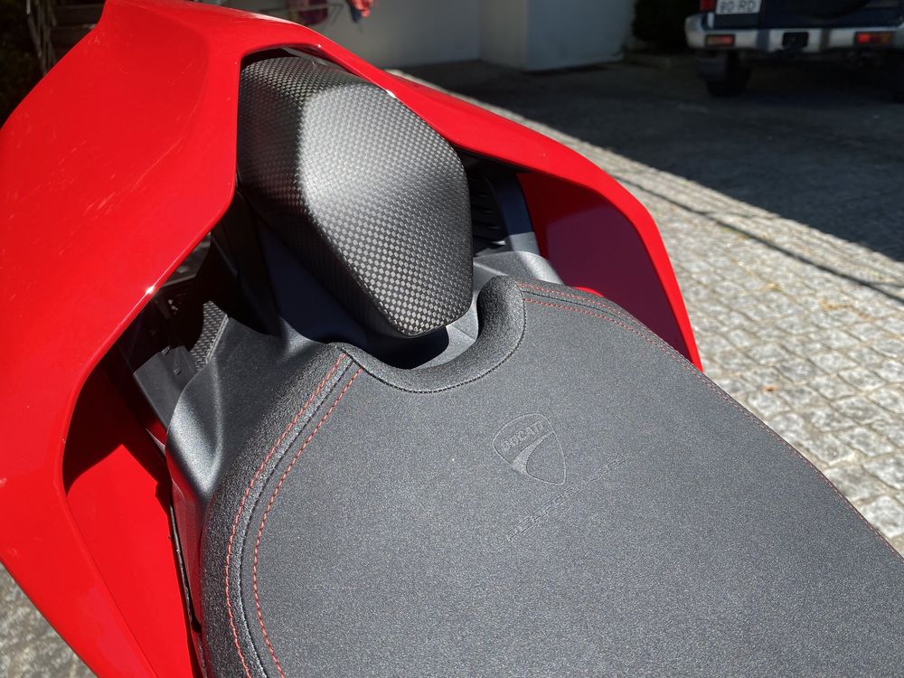 Ducati Panigale V4S 2021