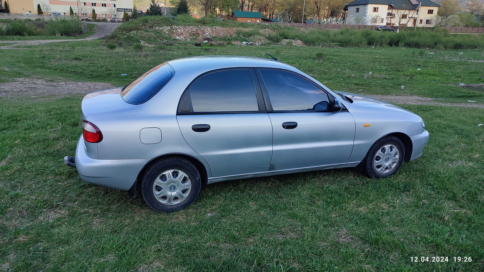 Продам автомобіль Daewoo Lanos 1.4