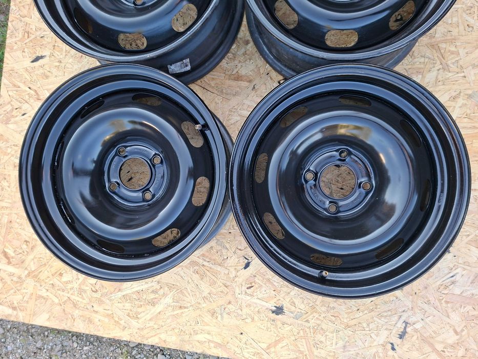 Felgi stalowe 4x108 15 Cali Peugeot 2008 / 301 /307 / 206 / 207 / 208